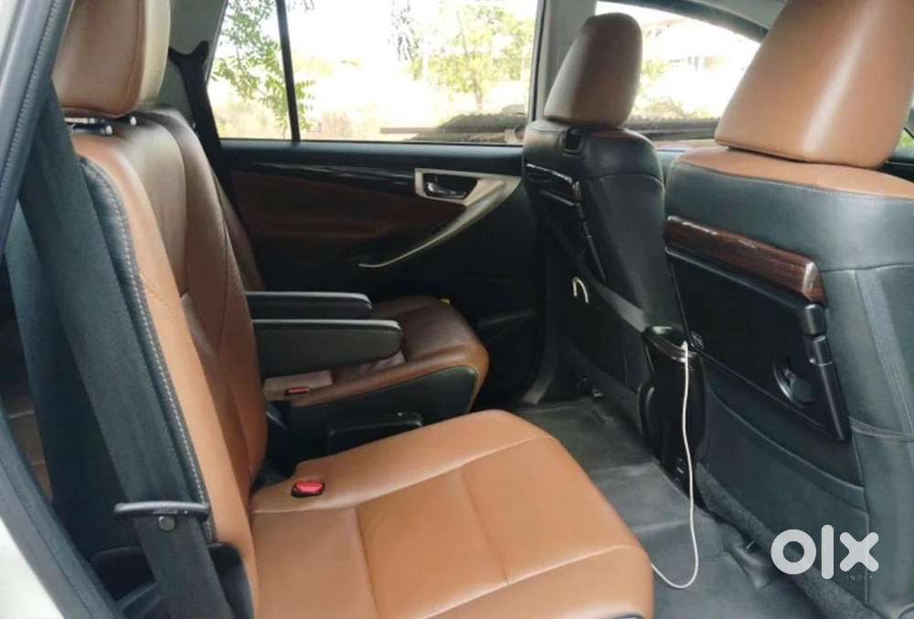 Toyota Innova Crysta 2022 Petrol Well Maintained