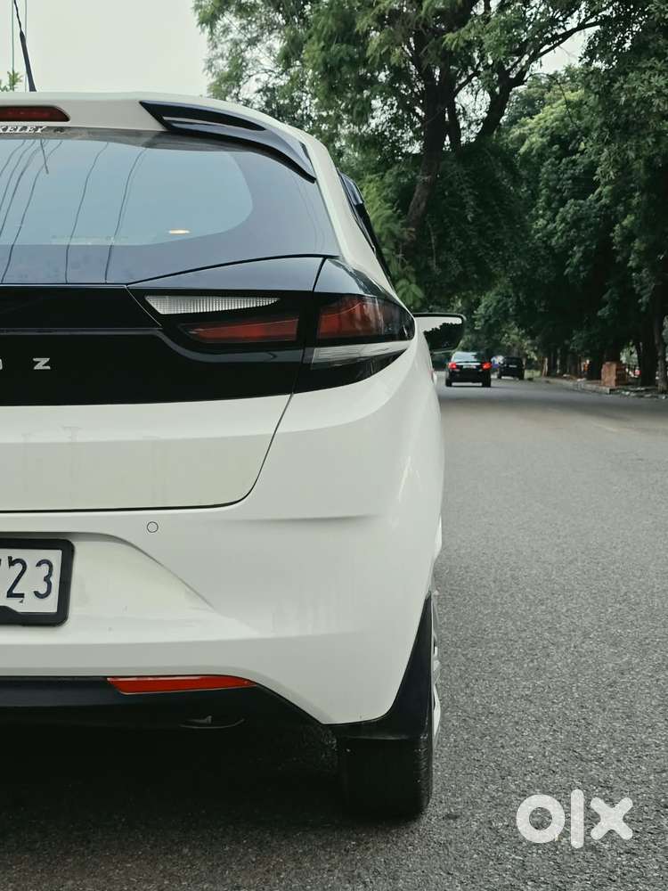 Tata Altroz Xm Plus Petrol, 2025, Petrol