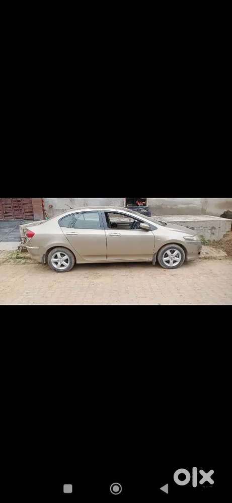 Honda City Petrol 2010 75000 Km