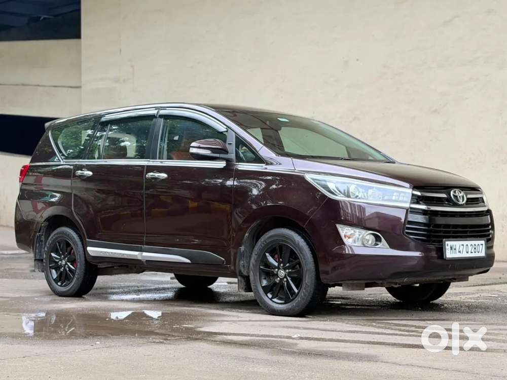 Toyota Innova Crysta G 8 Str, 2016, Diesel