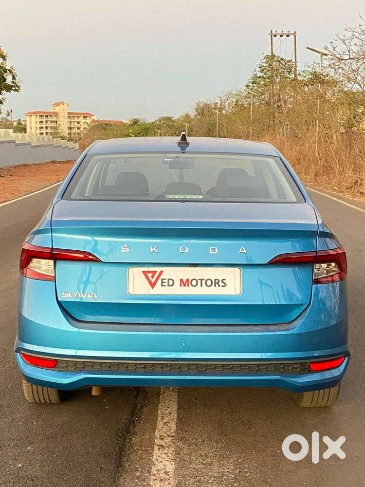 Skoda Slavia 1.0 Ambition Tsi, 2023, Petrol