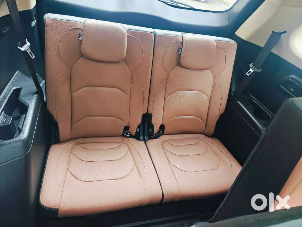 Mg Hector Plus Sharp Pro 1.5 Turbo Petrol Cvt 7 Str, 2023, Petrol