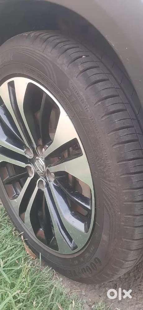 Mg Hector Plus 2021 Diesel Well Maintained