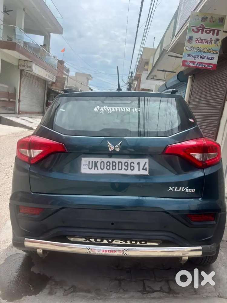 Mahindra Xuv300 Petrol 2023