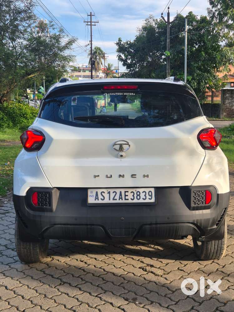 Tata Punch, 2022, Petrol