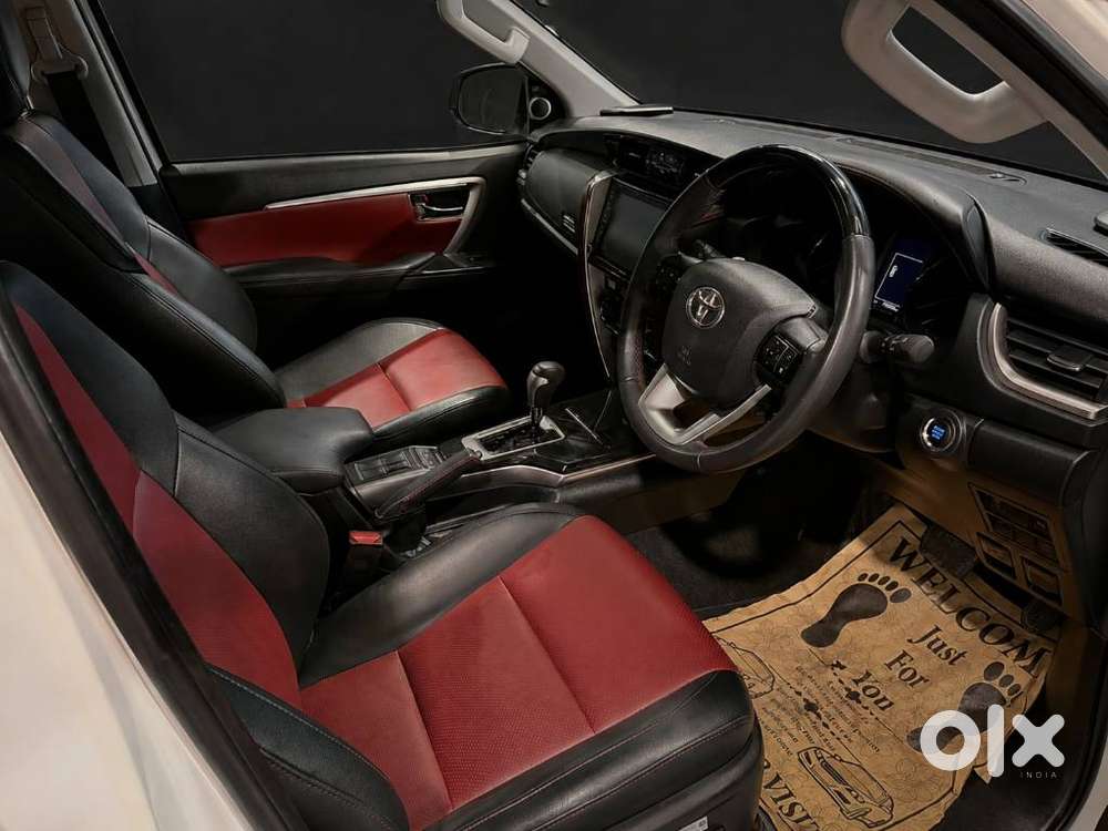 Toyota Fortuner Legender 4x4 At 2.8, 2025, Diesel