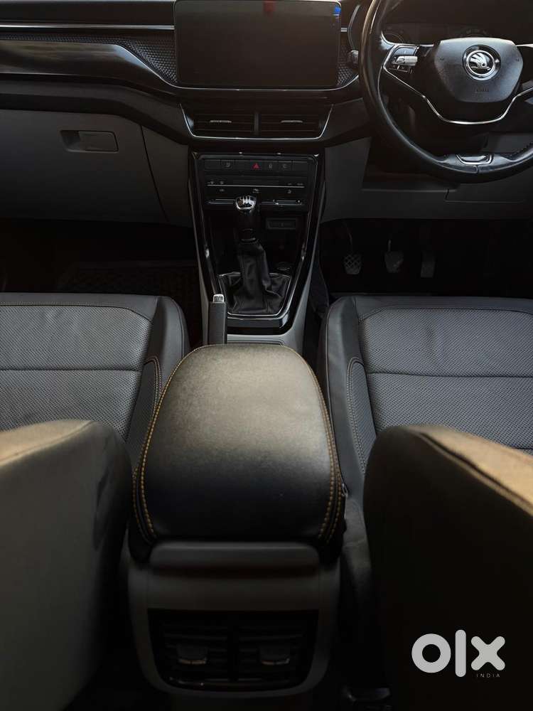 Skoda Kushaq 1.0 Tsi Style, 2022, Petrol