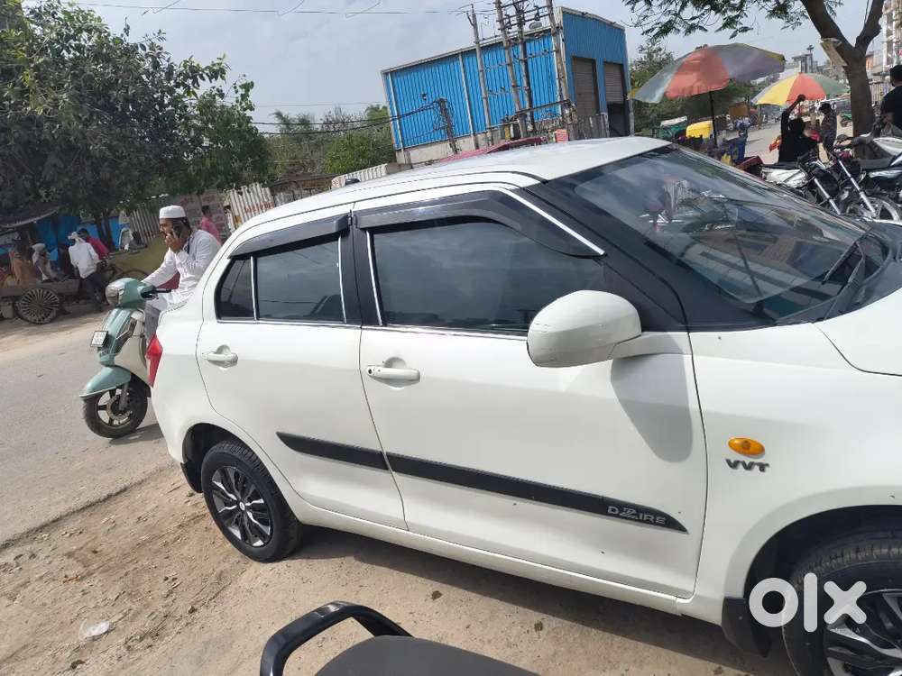 Maruti Suzuki Dzire 2015 Petrol 90000 Km Driven