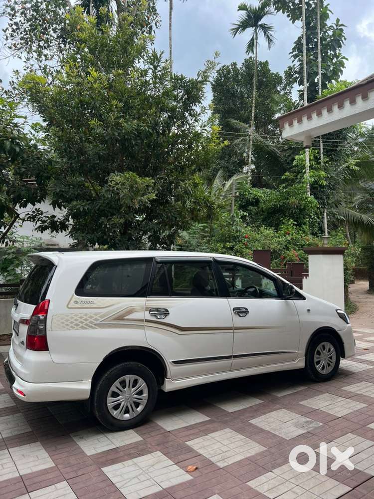 Toyota Innova Diesel Manual 2015/16