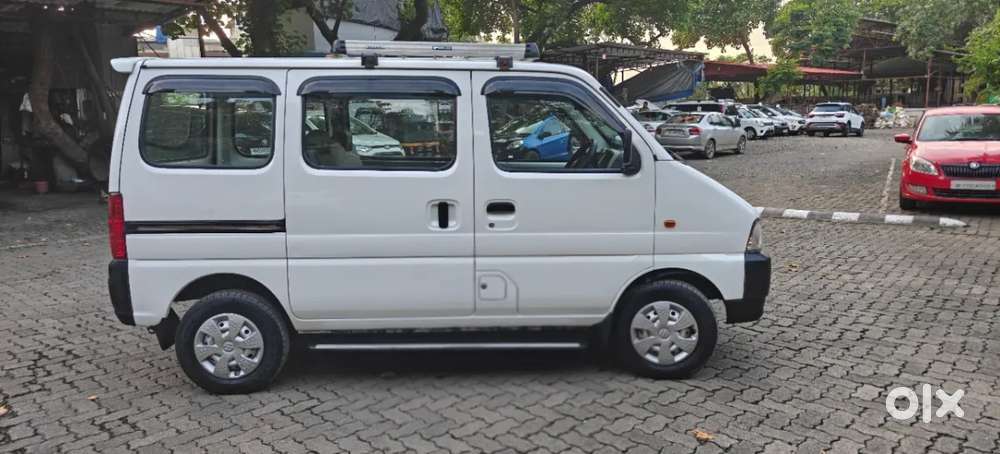 Maruti Suzuki Eeco 5 Str Ac (o), 2025, Cng & Hybrids