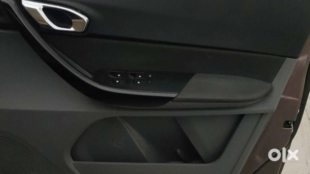 Tata Tigor 1.2 Revotron Xz Option, 2017, Petrol