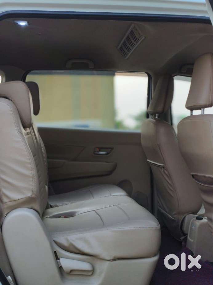 Maruti Suzuki Ertiga Vxi At Petrol, 2022, Petrol