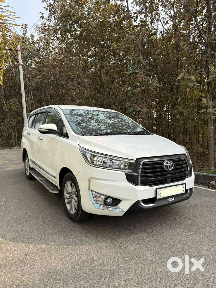 Toyota Innova Crysta 2017 Diesel 208000 Km Driven