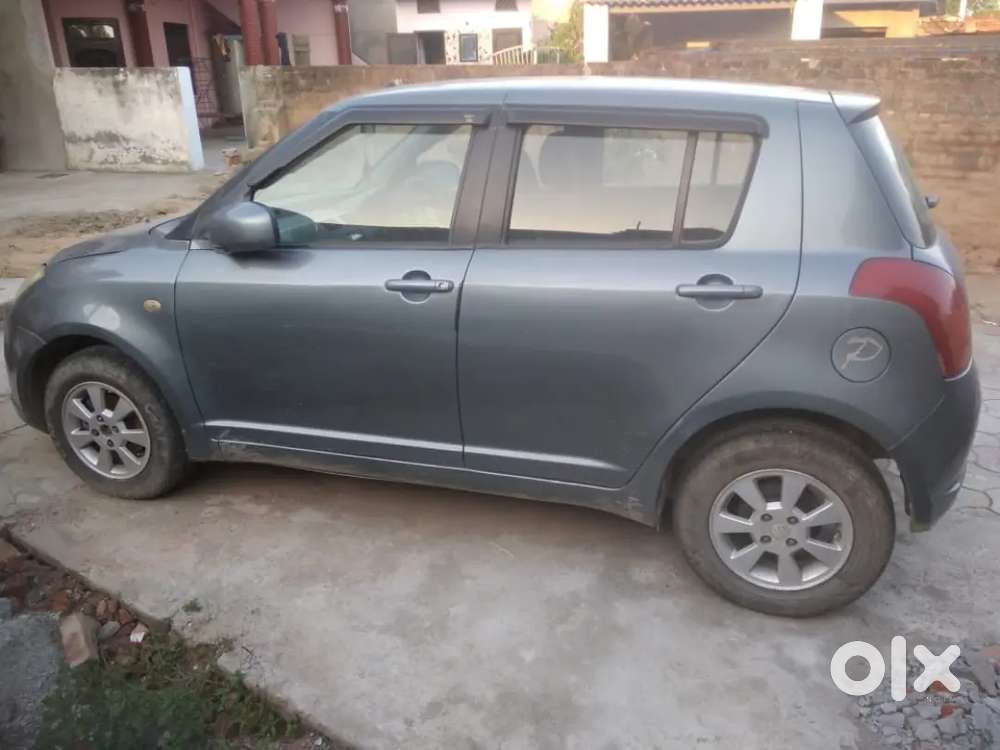 Maruti Suzuki Swift 2005 Petrol 65000 Km Driven