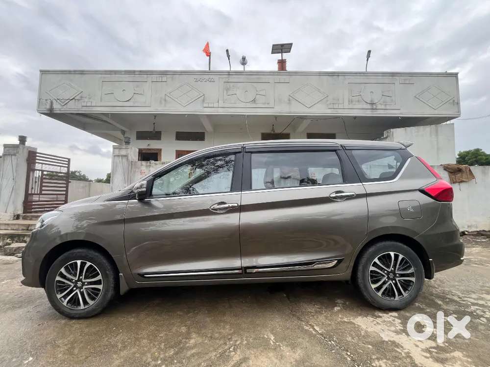 Maruti Suzuki Ertiga Zxi 2023 Body Type, Hatchback