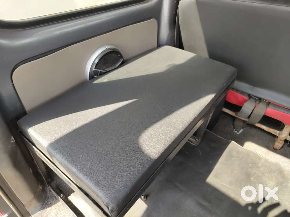 Maruti Suzuki Eeco 2011