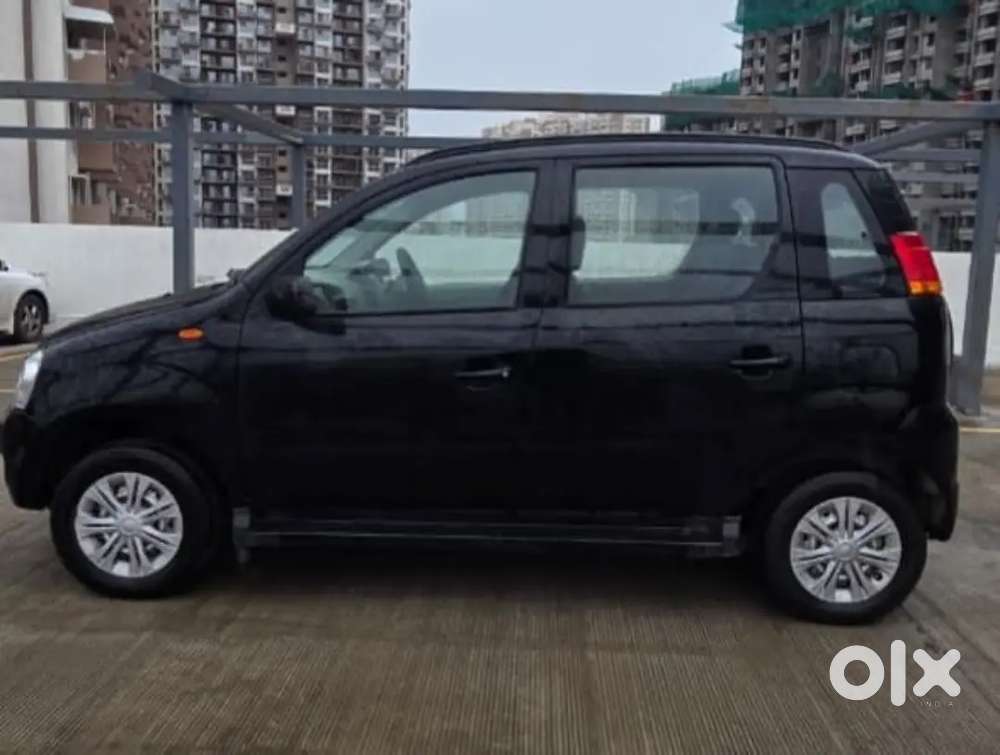  Mahindra Quanto C2 2wd  2013  Diesel  7 Seater