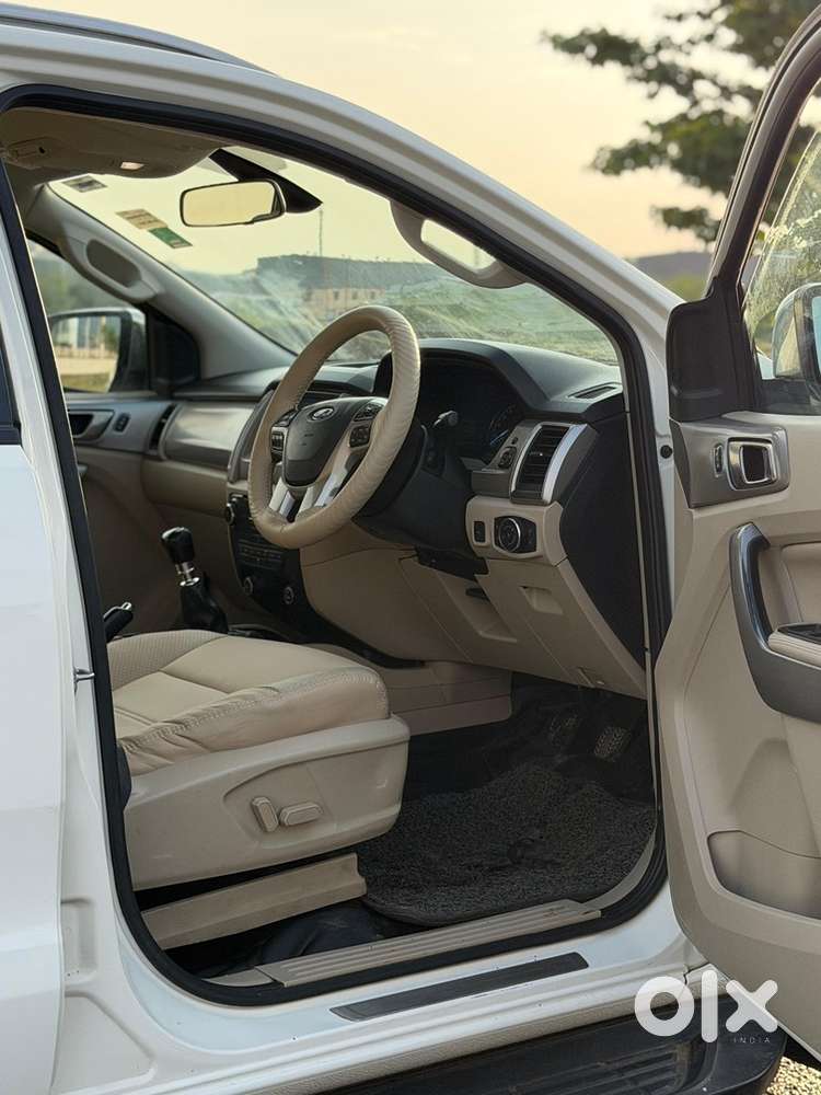 Ford Endeavour Titanium 2019