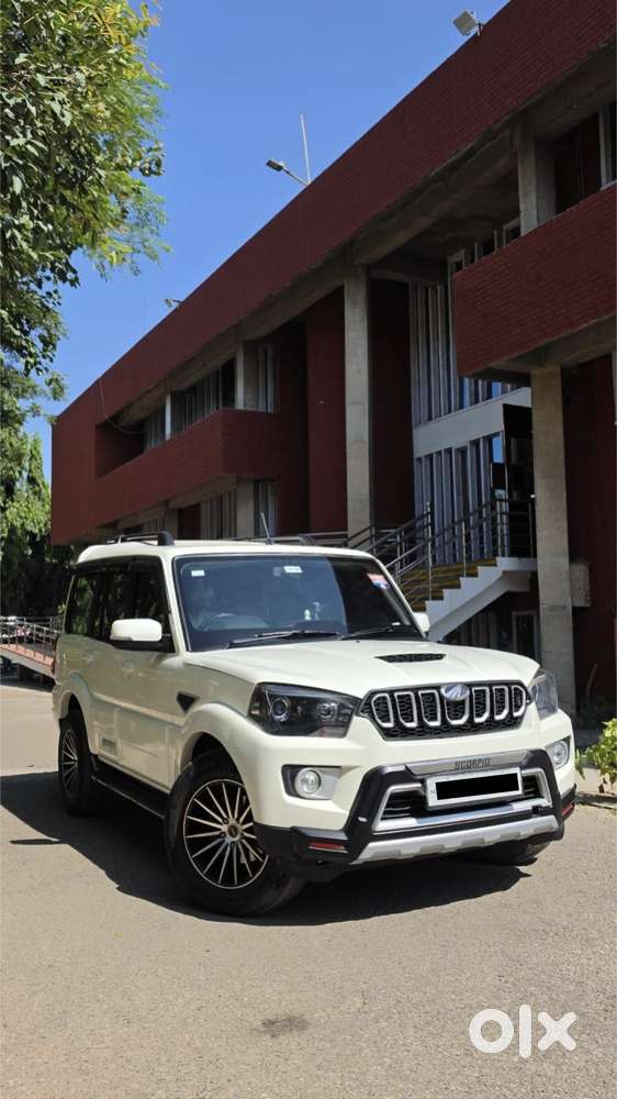 Mahindra Scorpio Classic 2.2 S 11 Mt 7 Str, 2021, Diesel