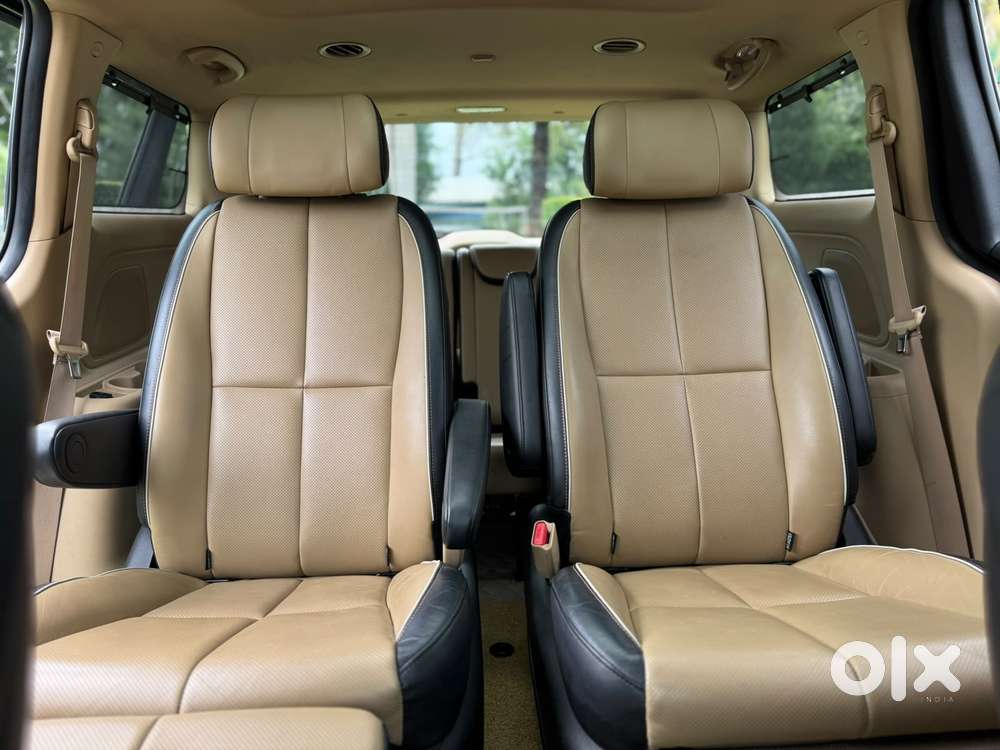 Kia Carnival Premium, 2020, Diesel