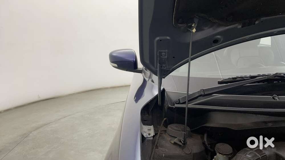 Maruti Suzuki Swift 1.3 Zxi, 2021, Petrol
