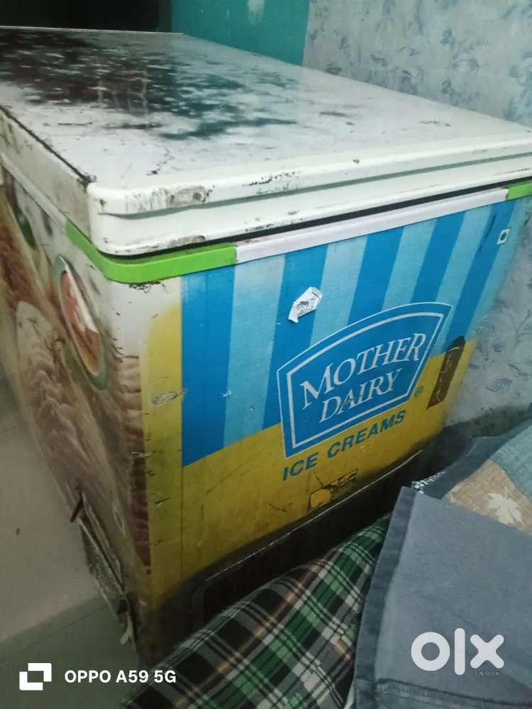 Mother dairy Icecream difridge