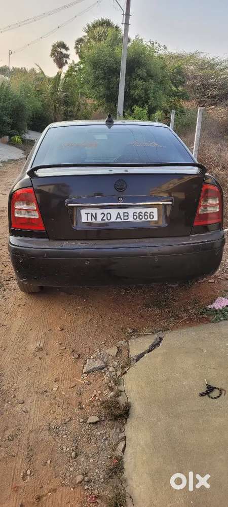 Skoda Octavia 2004 Diesel 145000 Km Driven