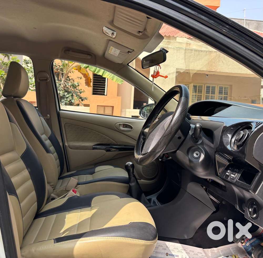 Toyota Etios Liva 1.2 Vx Dual Tone, 2018, Petrol