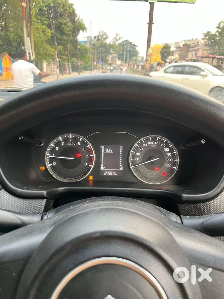 Maruti Suzuki Vitara Petrol Manual 2024