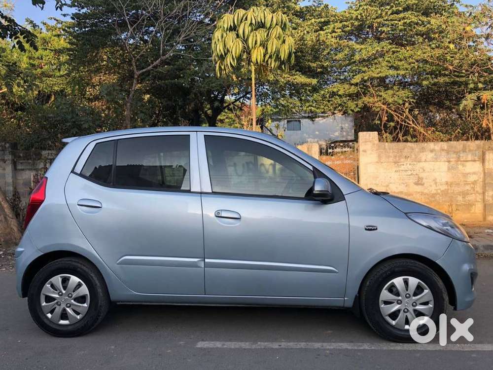 Hyundai I10 Sportz At, 2013, Petrol