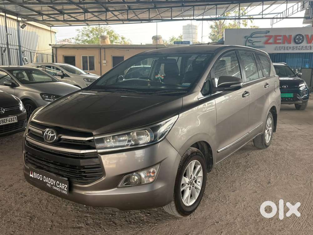 Toyota Innova Crysta 2.4 Gx Mt, 2017, Diesel