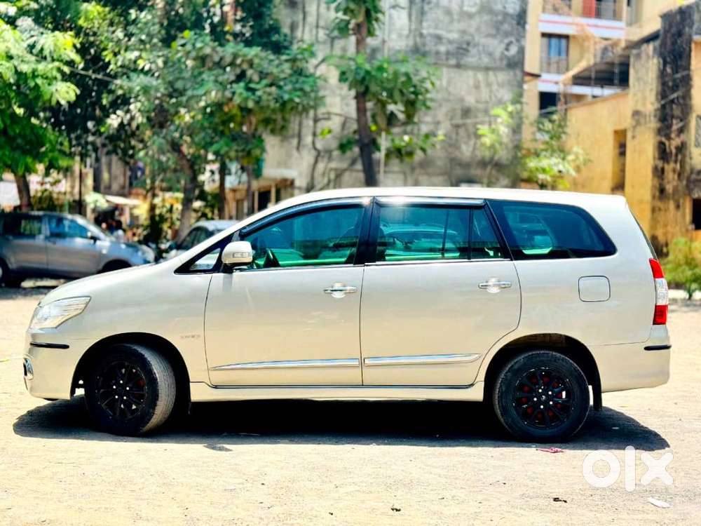 Toyota Innova 2.5 V Diesel (7-str)  2014  1st Owner  Well Maintaine