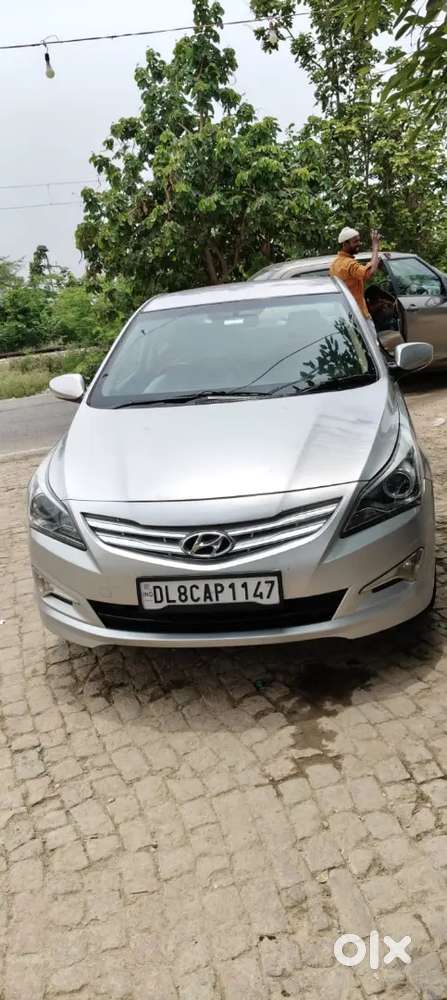 Hyundai Verna 2016