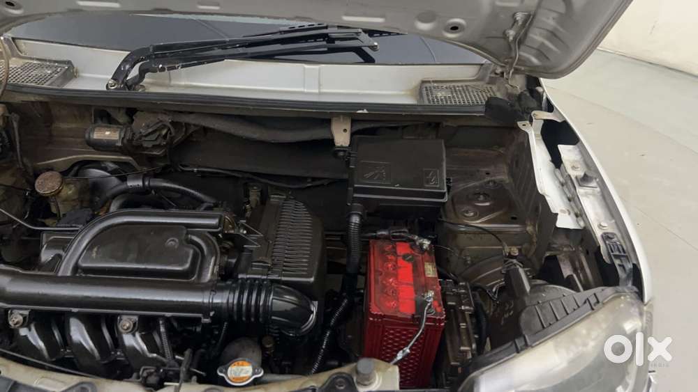 Renault Kwid 2019-ongoing 1.0 Rxt Amt (o), 2018, Petrol