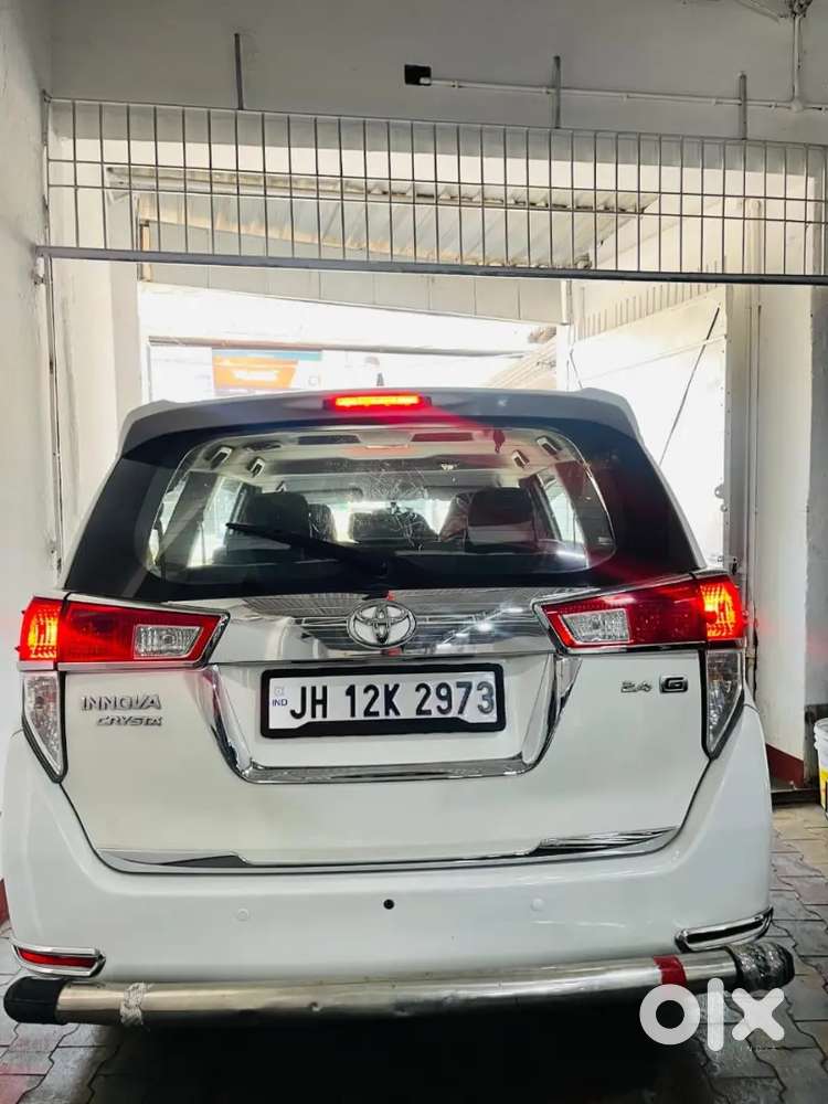 Toyota Innova Crysta 2018 Variant