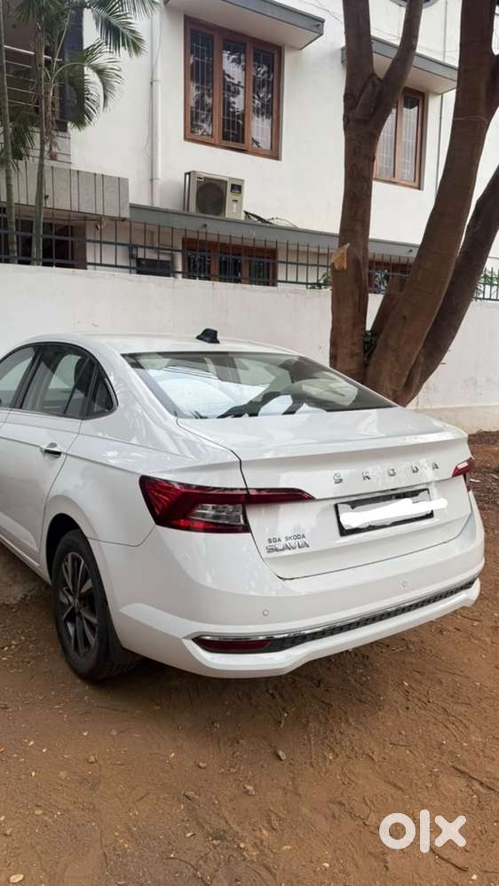 Skoda Slavia 2023 Petrol Well Maintained