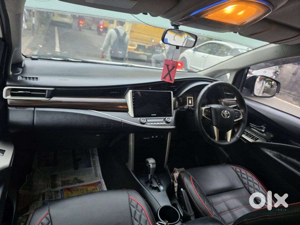 Toyota Innova Crysta 2.8z Automatic, 2017, Diesel