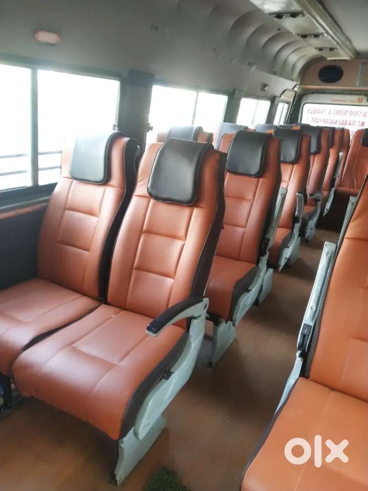 Force Motors 25 Seater Ac Traveller