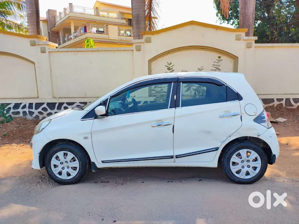 Honda Brio Urgently Sell