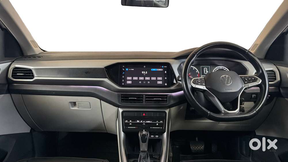 Volkswagen Taigun 1.0 Tsi Highline At, 2022, Petrol