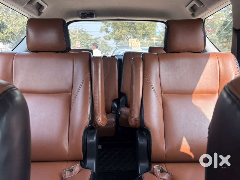 Toyota Innova Crysta 2.4 V 7 Str, 2018, Diesel
