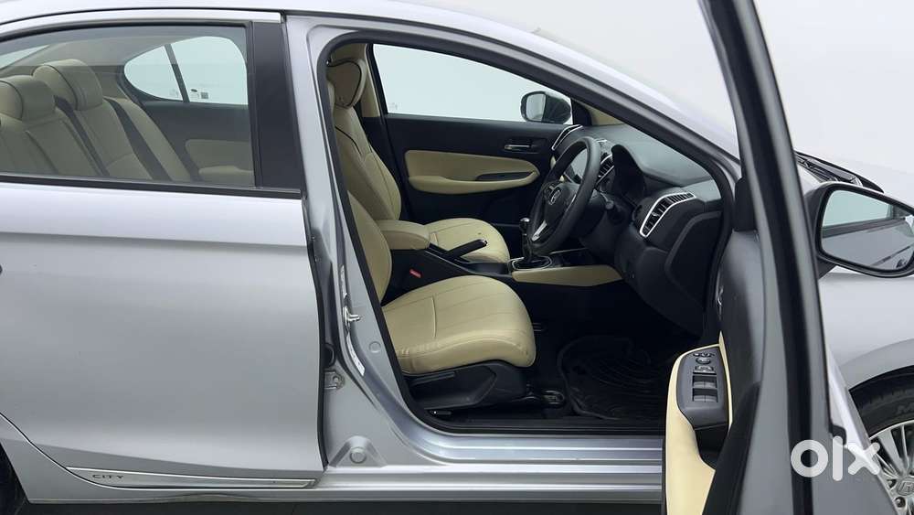 Honda City I-vtec V, 2022, Petrol