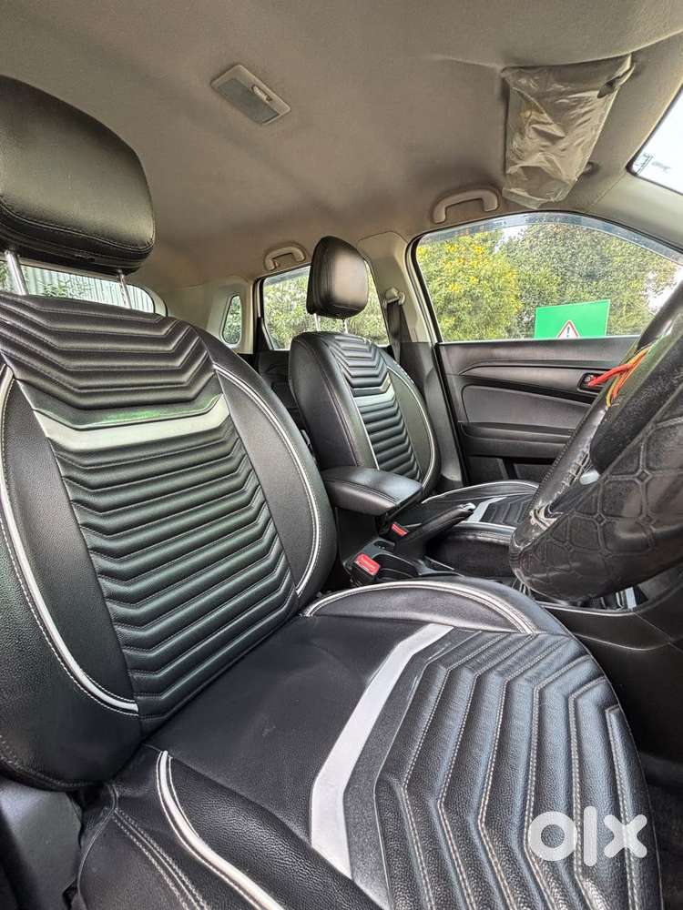 Maruti Suzuki Brezza 1.5 Lxi Smart Hybrid, 2022, Petrol