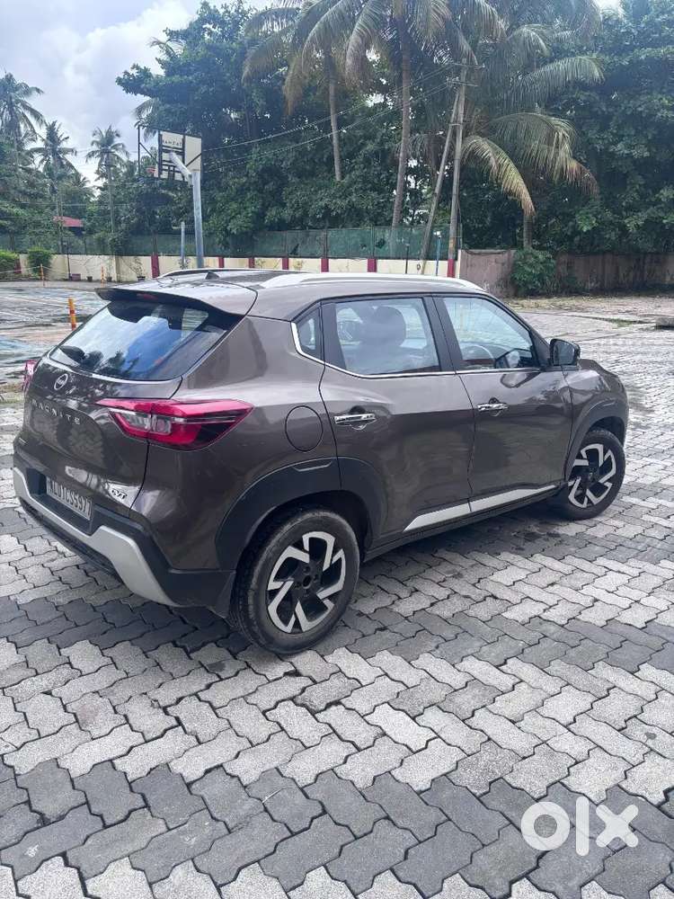 Nissan Magnite Turbo Cvt Xv Premium (top Model)  2021  Automatic Cvt