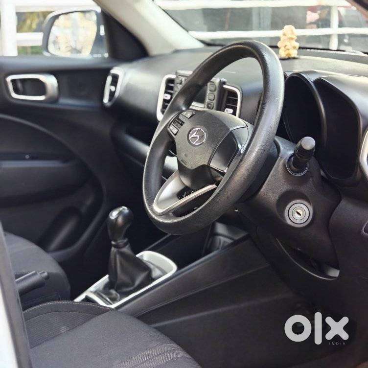 Hyundai Venue S, 2019, Petrol