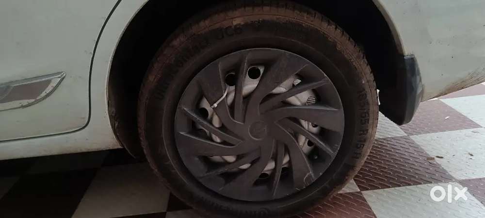 Maruti Suzuki Ertiga Lxi 2019