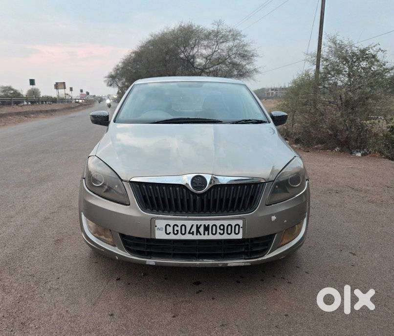 Skoda Rapid 1.5 Tdi Cr Elegance Plus, 2012, Diesel