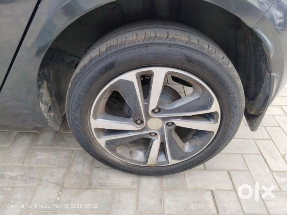 Tata Altroz Xz, 2022, Petrol