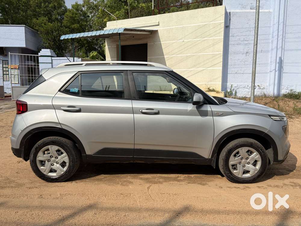 Hyundai Venue E 1.2 Petrol, 2019, Petrol