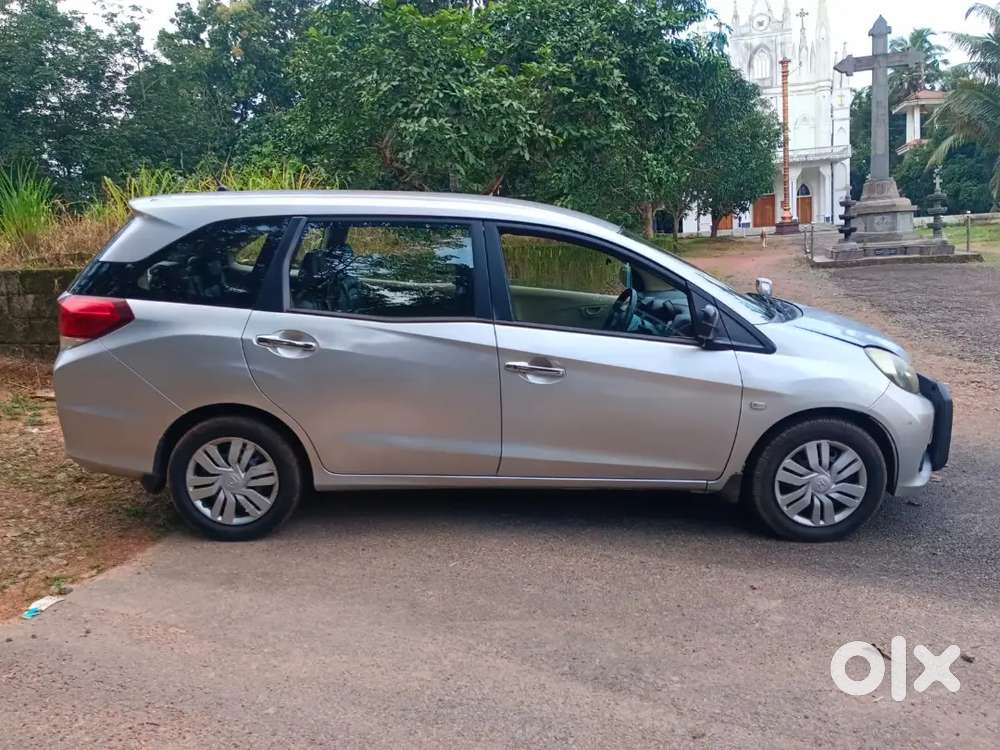 Honda Mobilio 1.5 V I-vtec 2014
